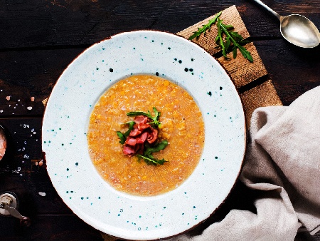 Супа / чорба от червена леща и бекон - снимка на рецептата